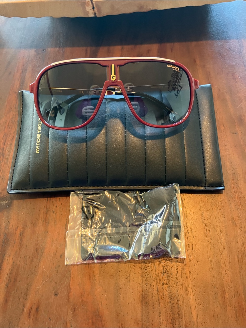 Carrera unisex  Burgundy Frame Sunglasses with Gold Trim AUTHENTIC - Picture 4 of 5